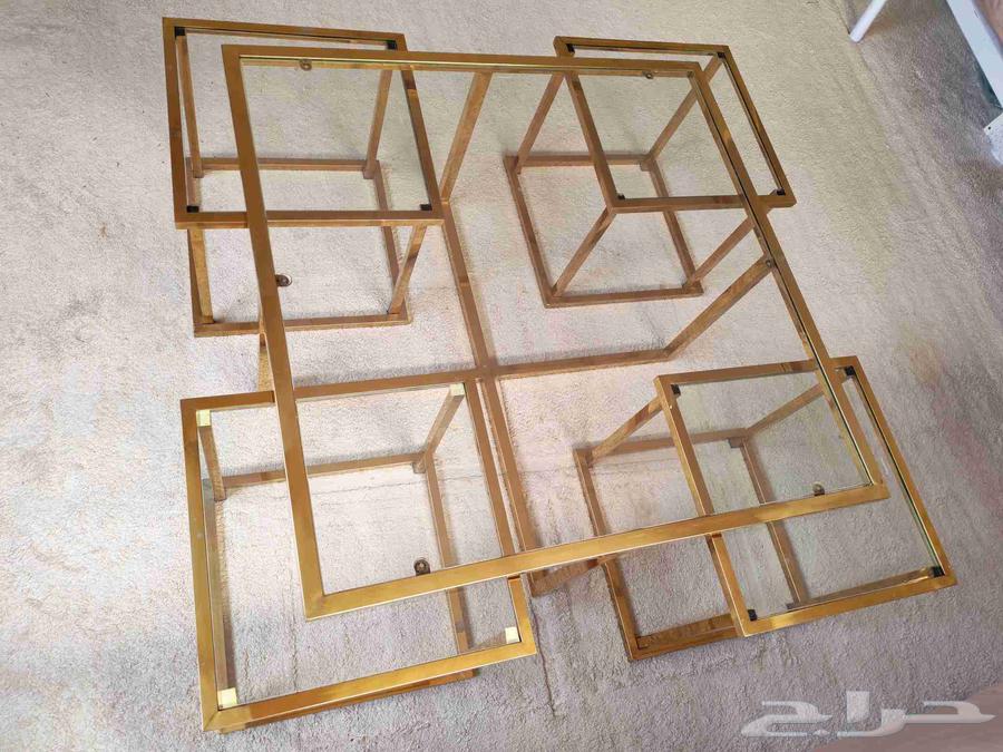 Luxurious 5-piece table set, almost new64449448817410110