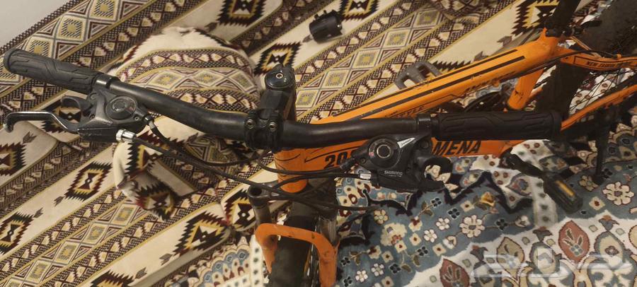 دراجه مستعمل حطيت صور يلي معيوب كمان وكفرات يبغالها تغير ابع64448195706370110