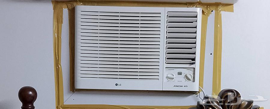 للبيع 4 مكيفات اثنين LG باللون الأبيض64448235480449113