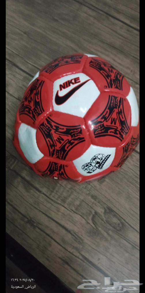 كوره نايك عليها ختم الفيفا اصليه64446976069761110