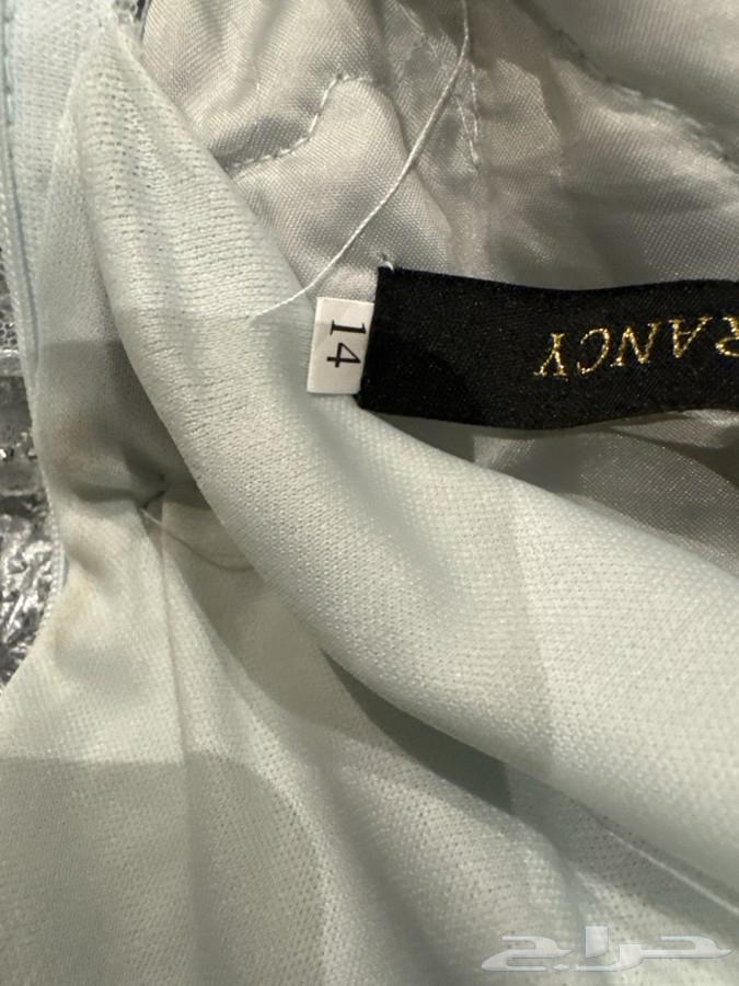 فستان للبيع استعمال مره واحده بس64448182551042112