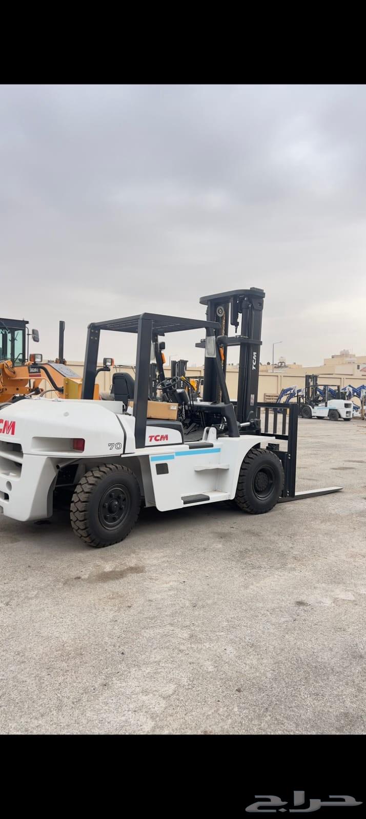 فركليف رافعه شوكيه لتاجير اليومي وشهري 3 طن 7 طن 10 طن 1664611242299906111