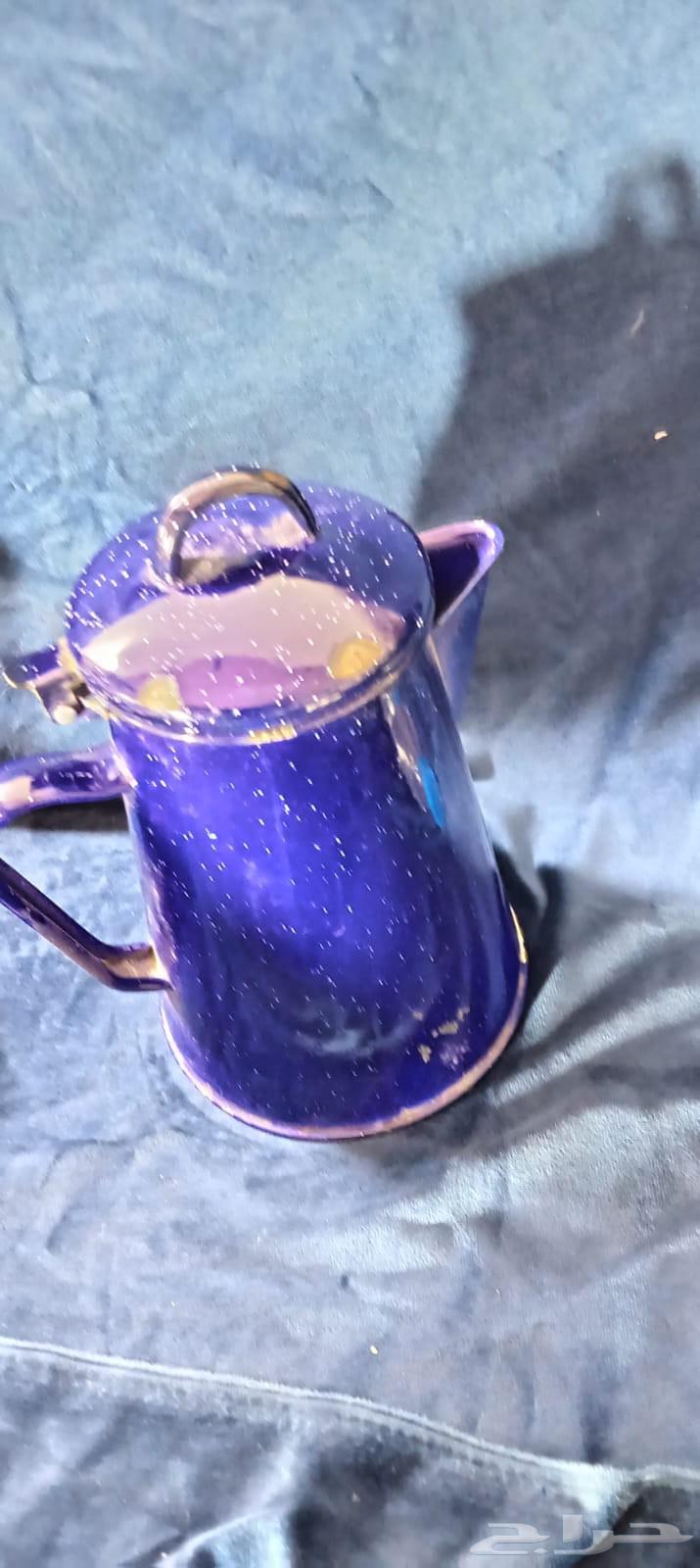 اباريق غضار قديييمه وابريق معدن سوري وعلبه64448713712129114