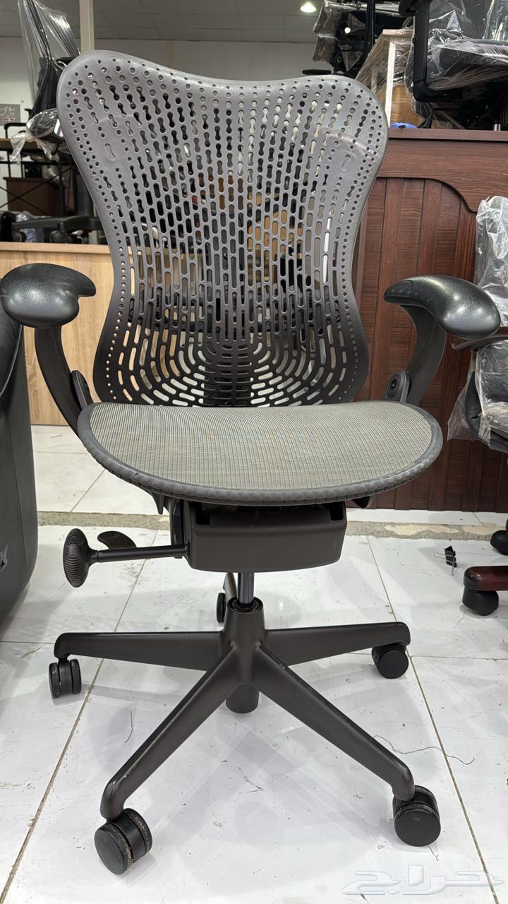 كرسي هيرمان ميلر ميرا، صنع في أمريكا64449529894018110