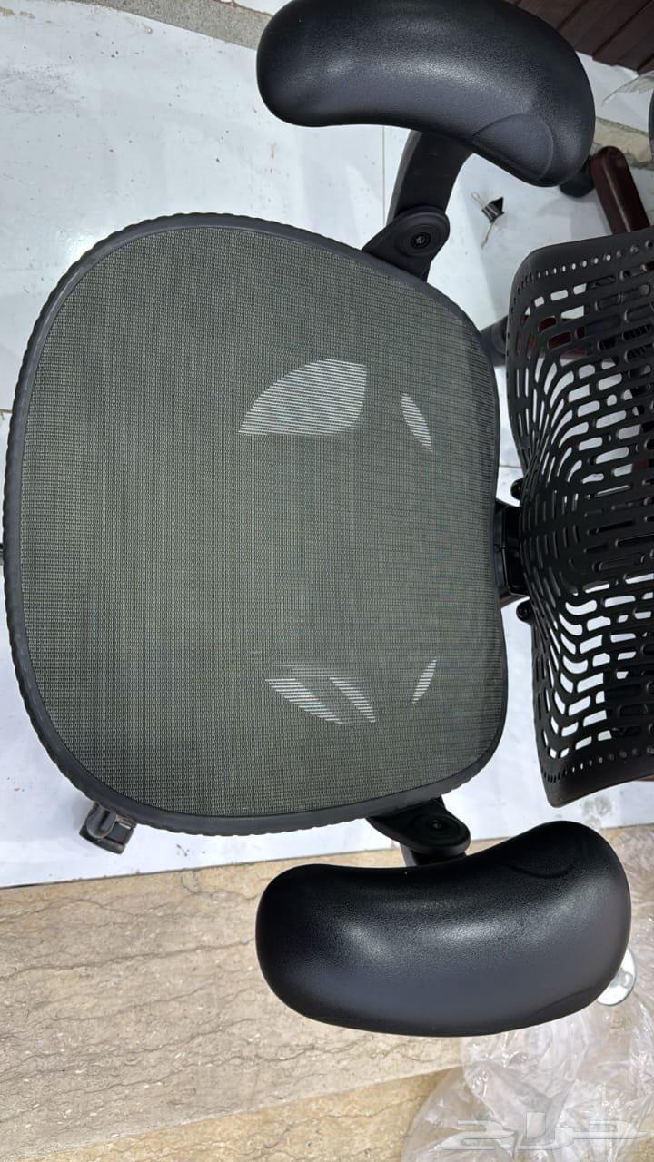 كرسي هيرمان ميلر ميرا، صنع في أمريكا64449529894018111