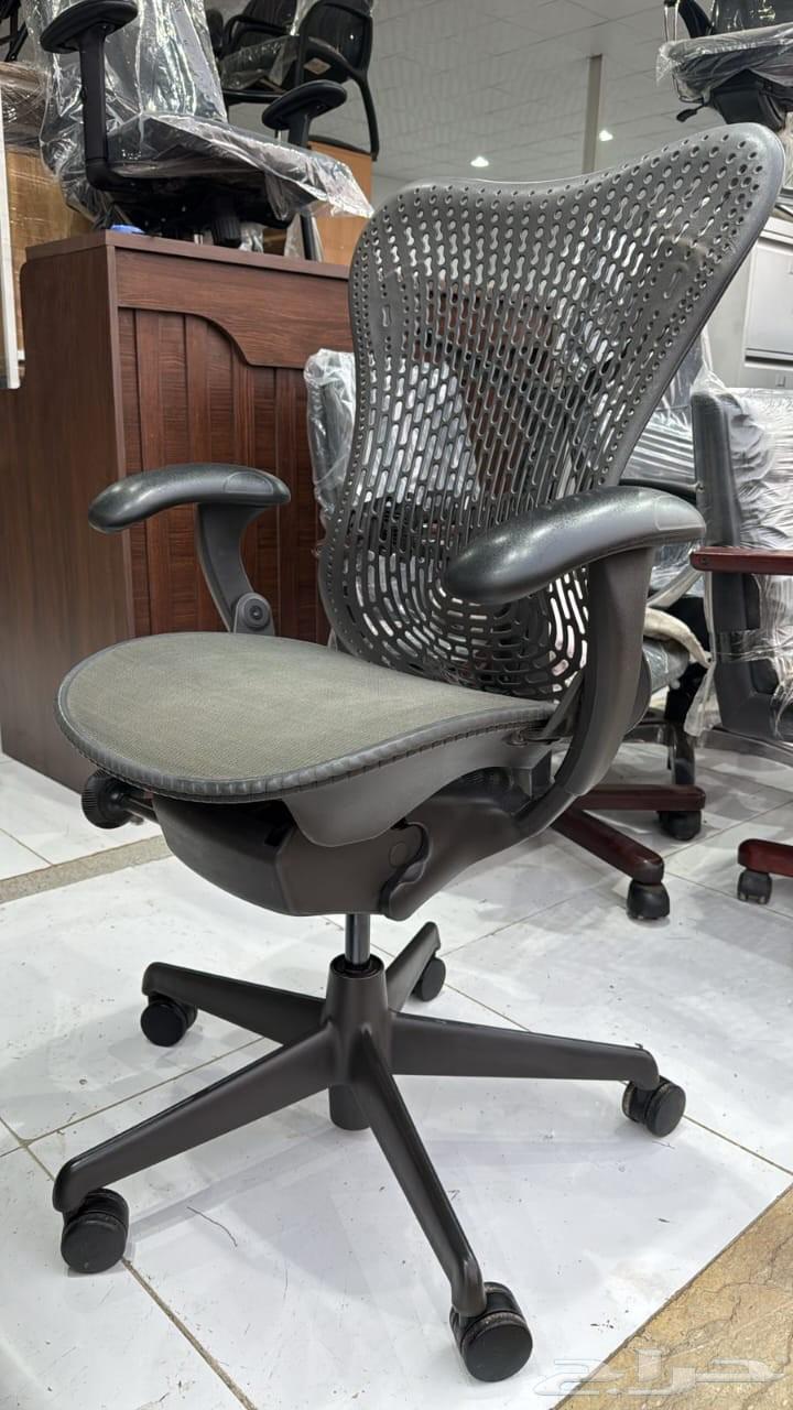 كرسي هيرمان ميلر ميرا، صنع في أمريكا64449529894018112