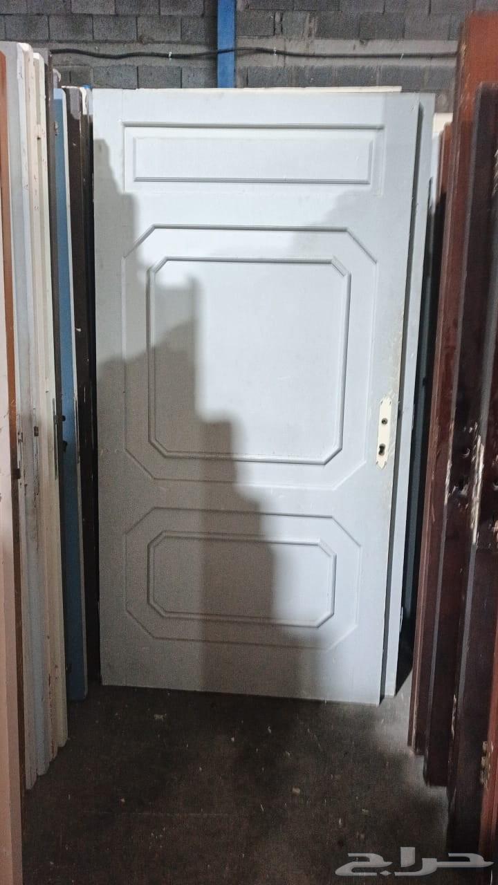 ابواب خشب وحديد مستعمل64446523111555110