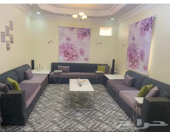 Large council in excellent condition with tables, without carpet or curtain for 70064445757426307110