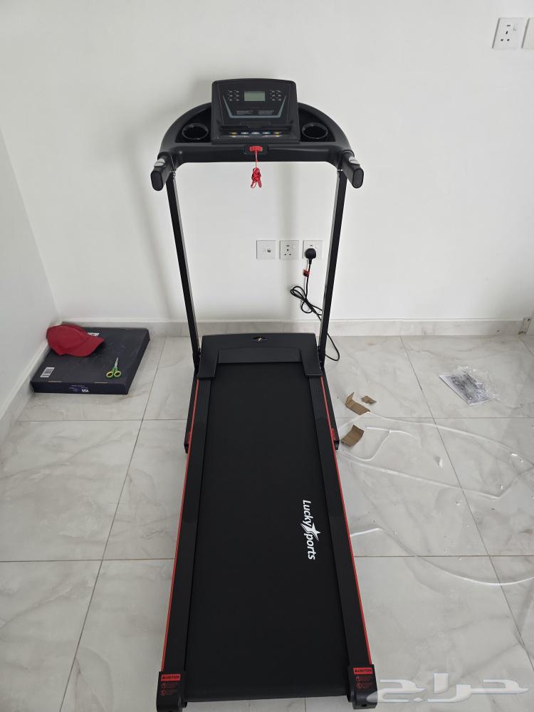 Treadmill64445675857537110