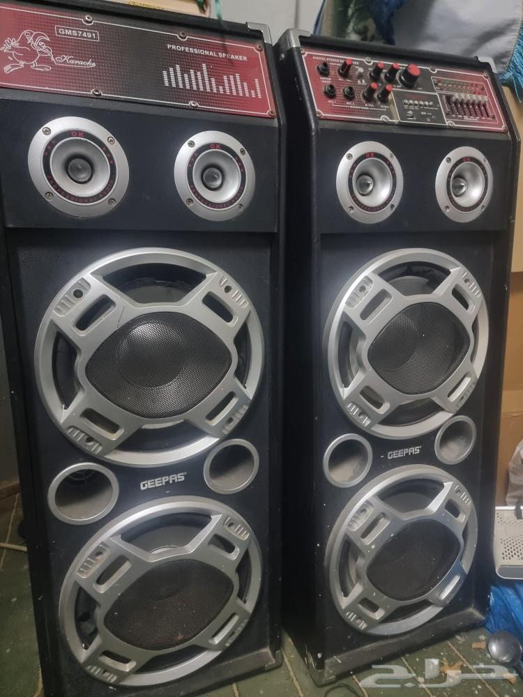 Powerful and clean sound amplifier watch64442979536259110