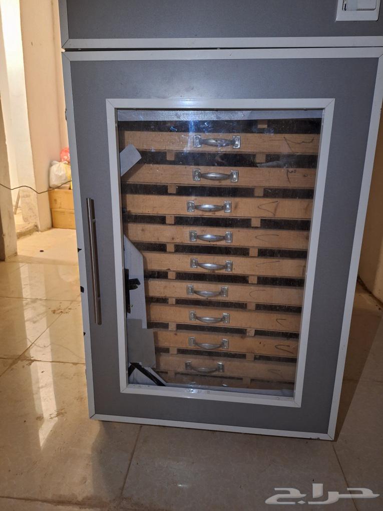 فقاسة بيض للبيع64442789229697110