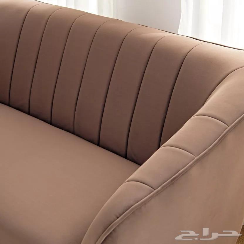 Furnish your home for free with a 7 to 9 seat set or more, only new from Home Center64447534521859114