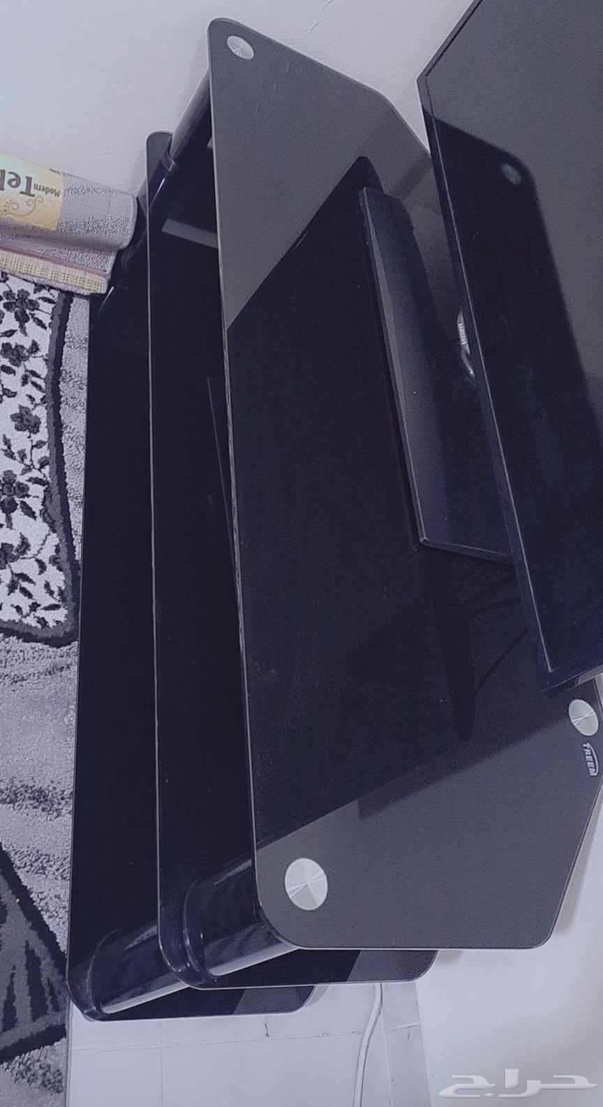 شاشه  طاوله الشاشه طاوله مطبه طقم سجاد ث قطع وطقم طاولات 3 ق64443560628483111