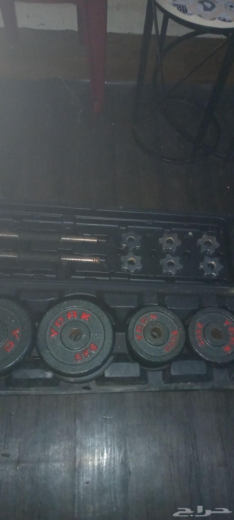 Complete set of sports items, brand new and contains more than 10 pieces64444944249217112