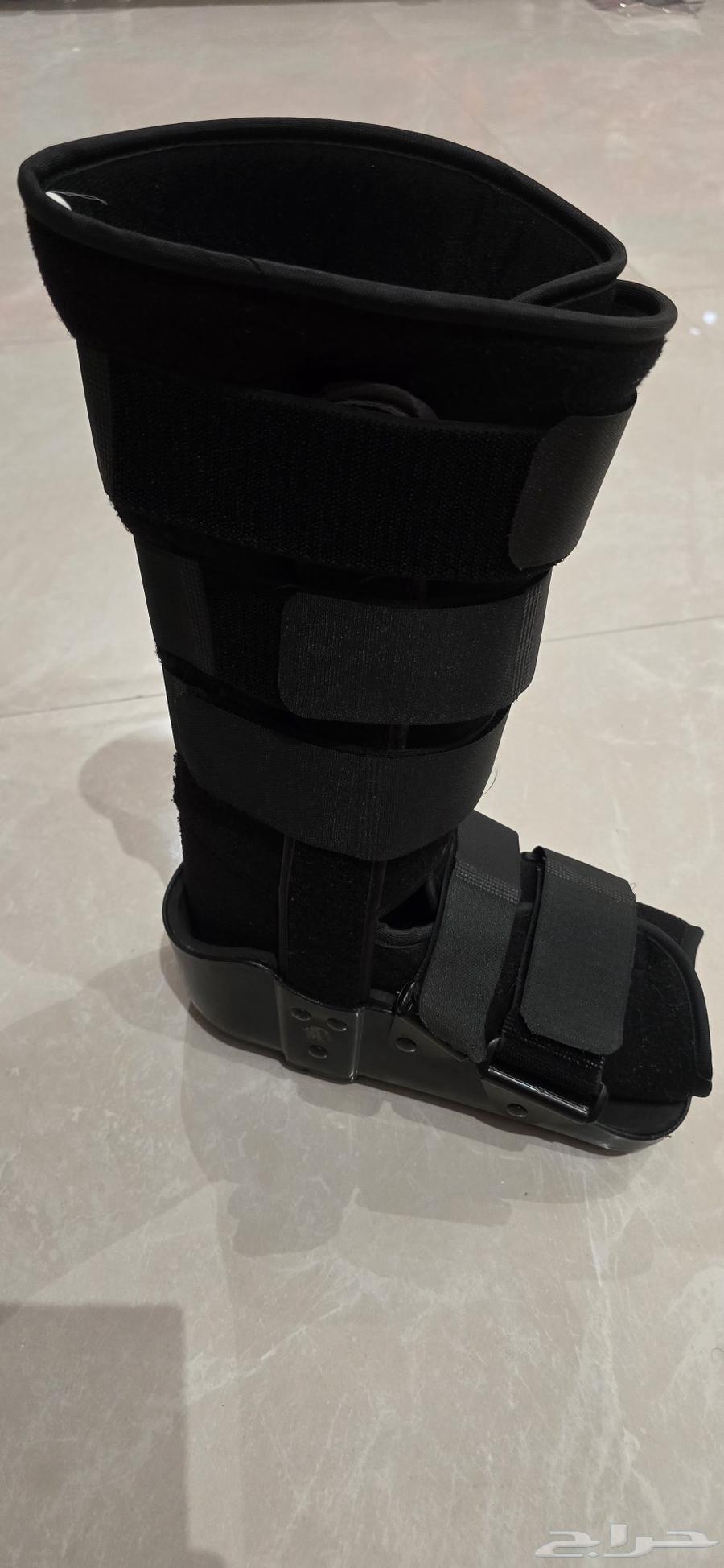 Adjustable brace, crutch, and gift (brace protector)64442502206977110