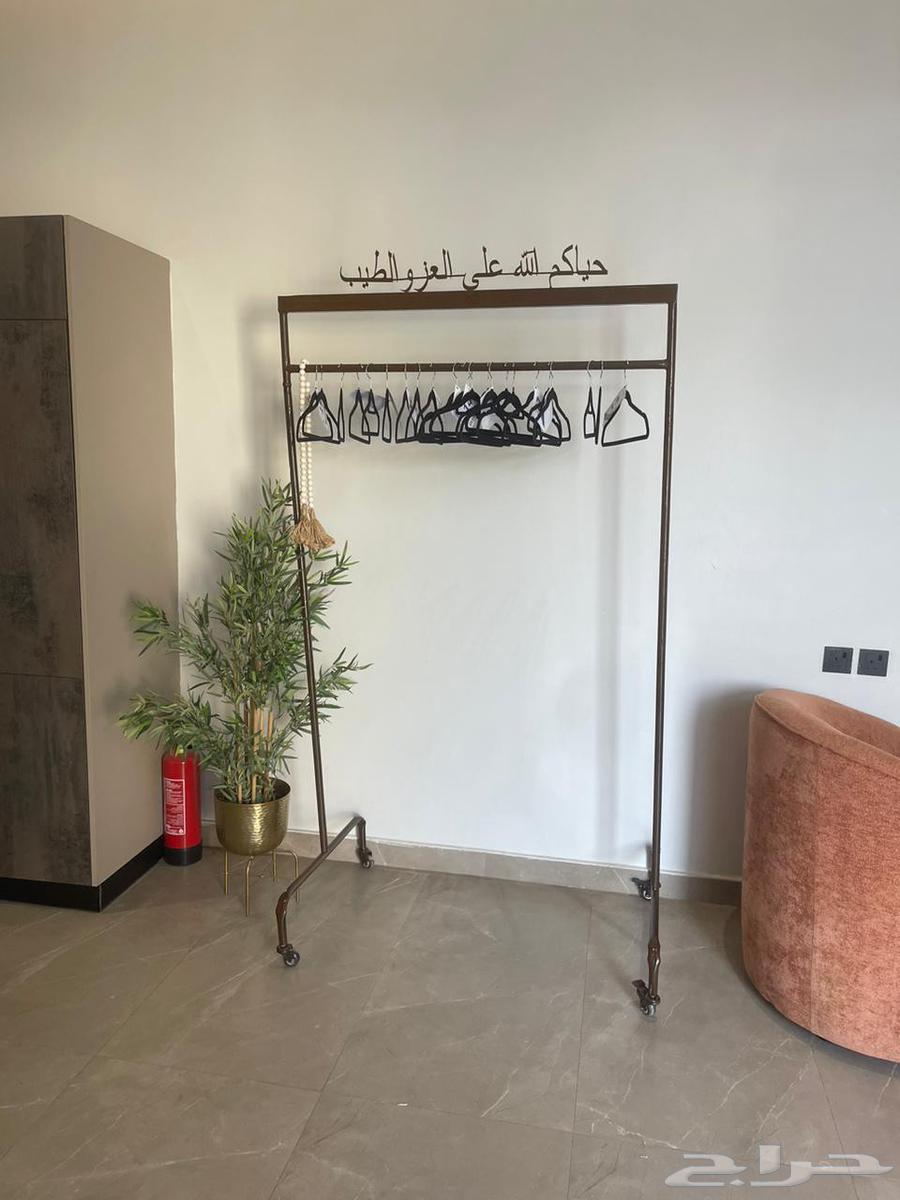 Abaya Stand with Free Mirror, Supervisor and Delivery for 20064444070054659113