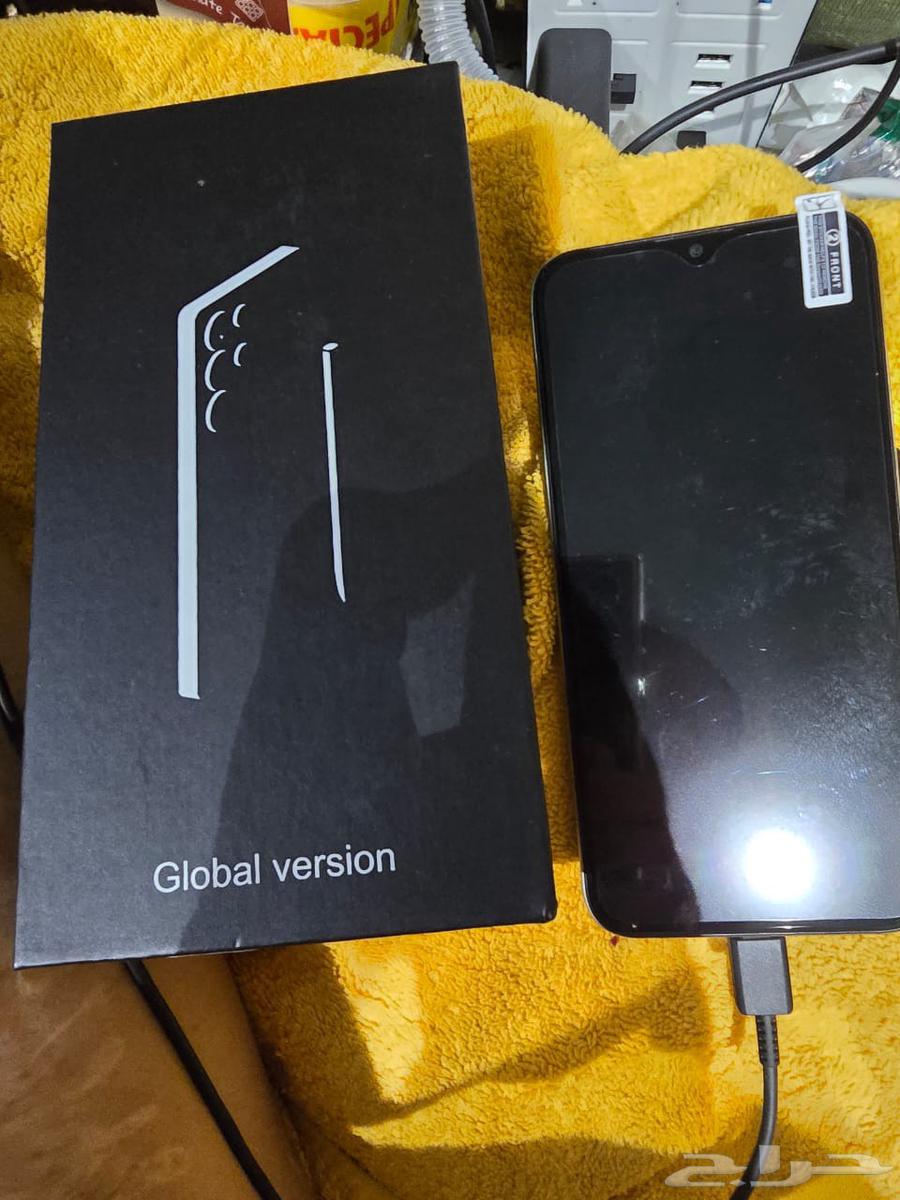 للبيع الجوال لم يصل السوق الخليجي وكلها جديدة64444822510083110