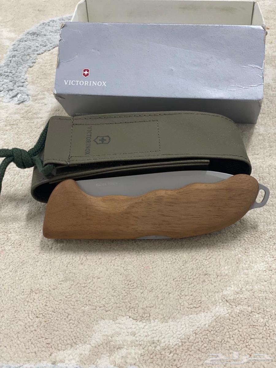 سكين جيب سفاري بر سويسري victorinox جديد64449328104066114