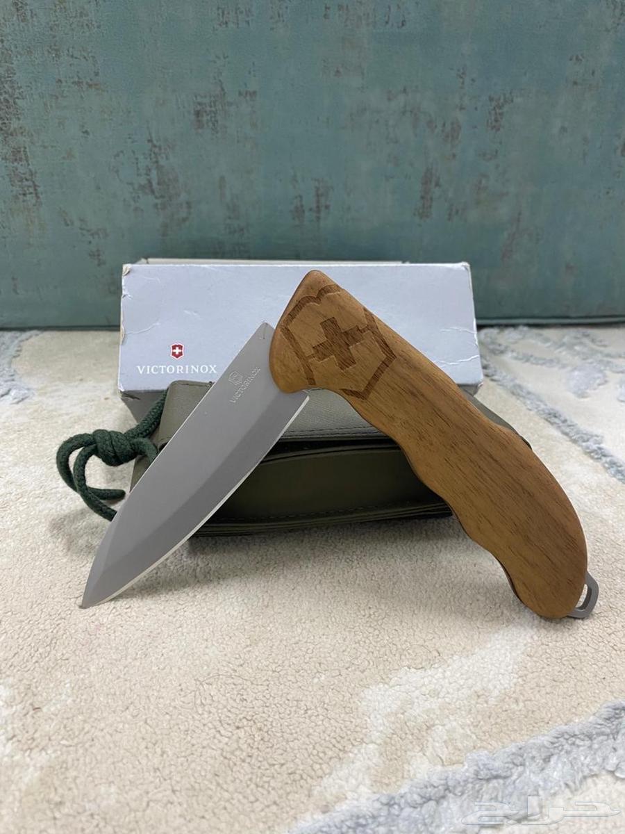 سكين جيب سفاري بر سويسري victorinox جديد64449328104066110