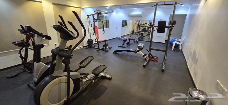 اجهزة نادي رياضي مستعملة للبيع64452563103105110