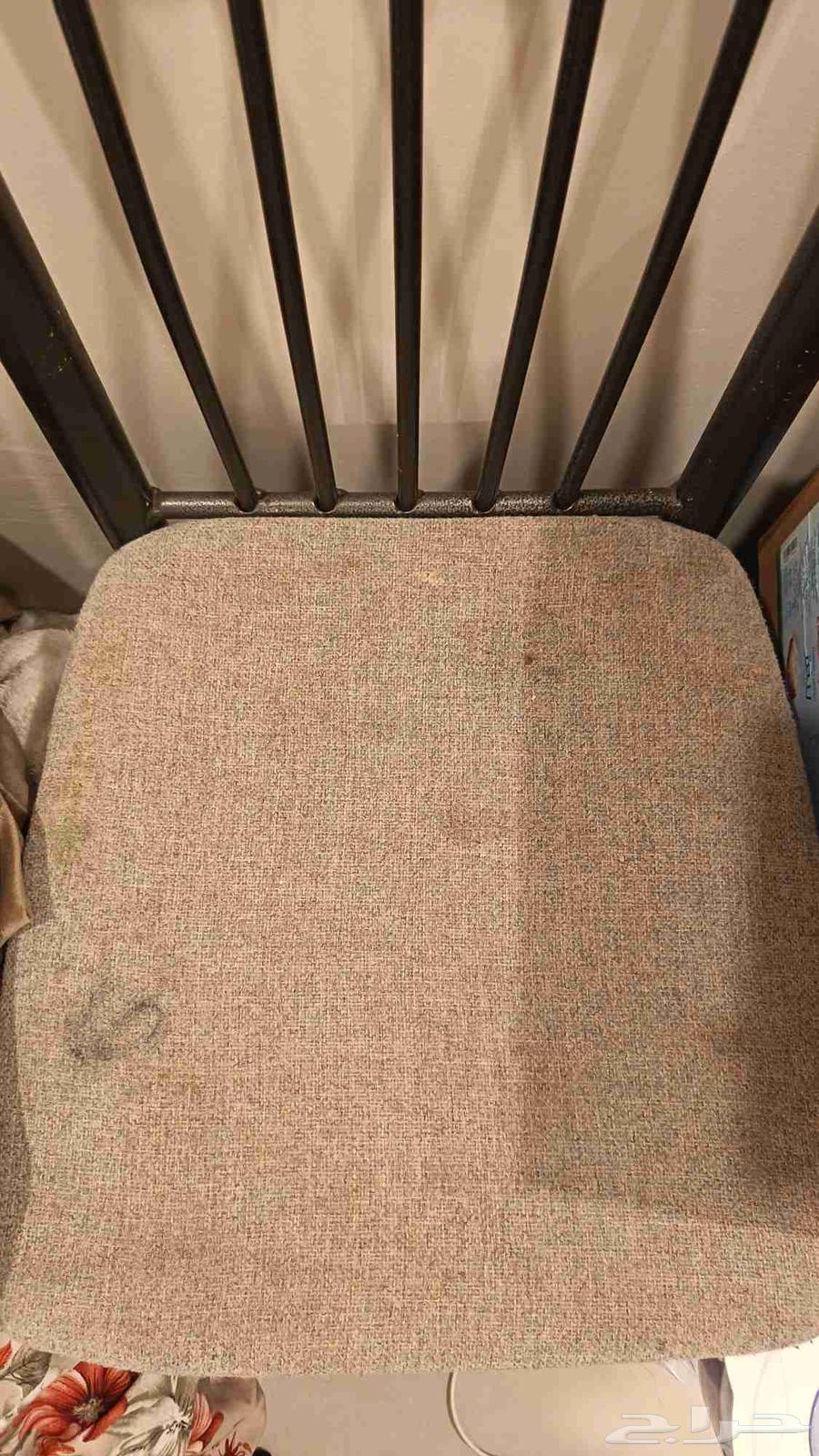 Dining table and marble table64450131739011112