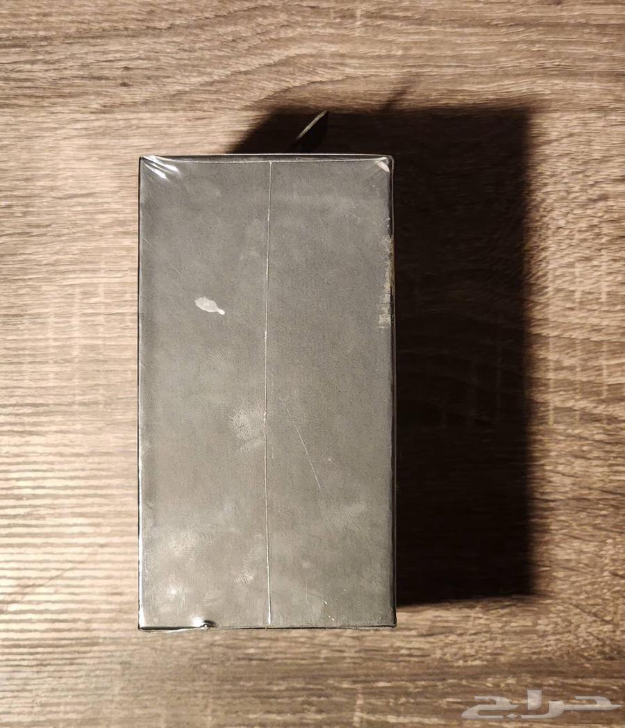 A new watch, I haven't opened the box yet, selling alone for 800 riyals64451002120707111