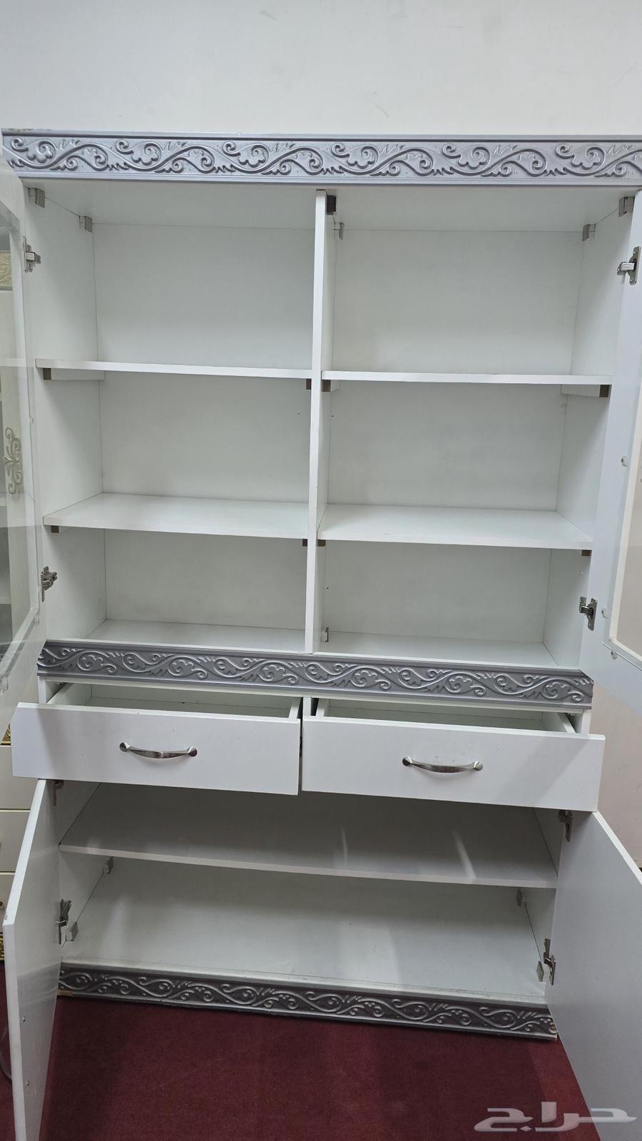 كمدينه لون ابيض وفريم رمادي64457131604227111