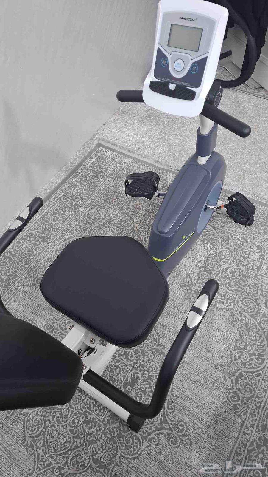 Clean sports bicycle, light use64451298112514113