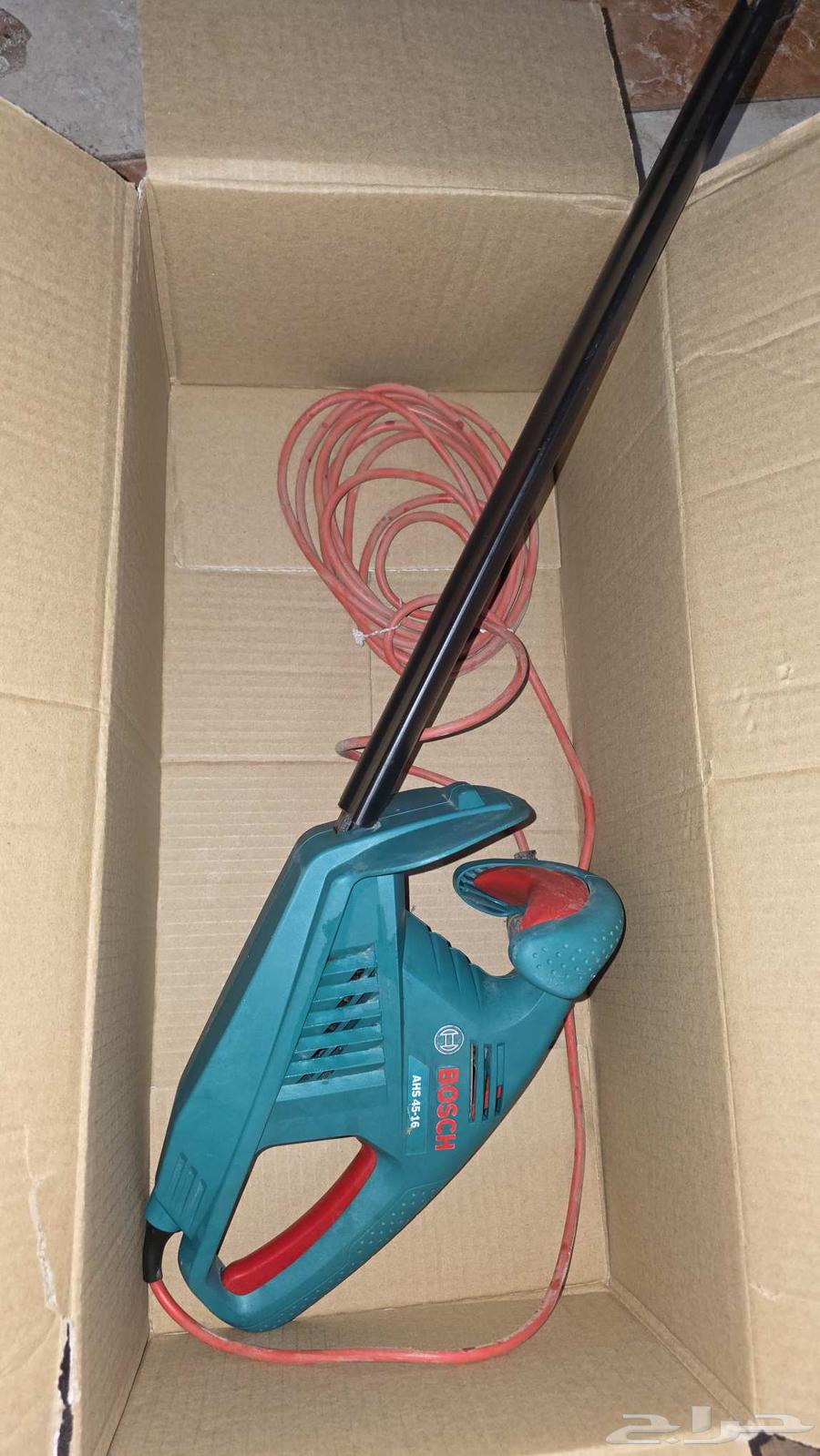 جهاز جزازة أو تشذيب عشب كهربائي من بوش (Bosch)64455782662274113