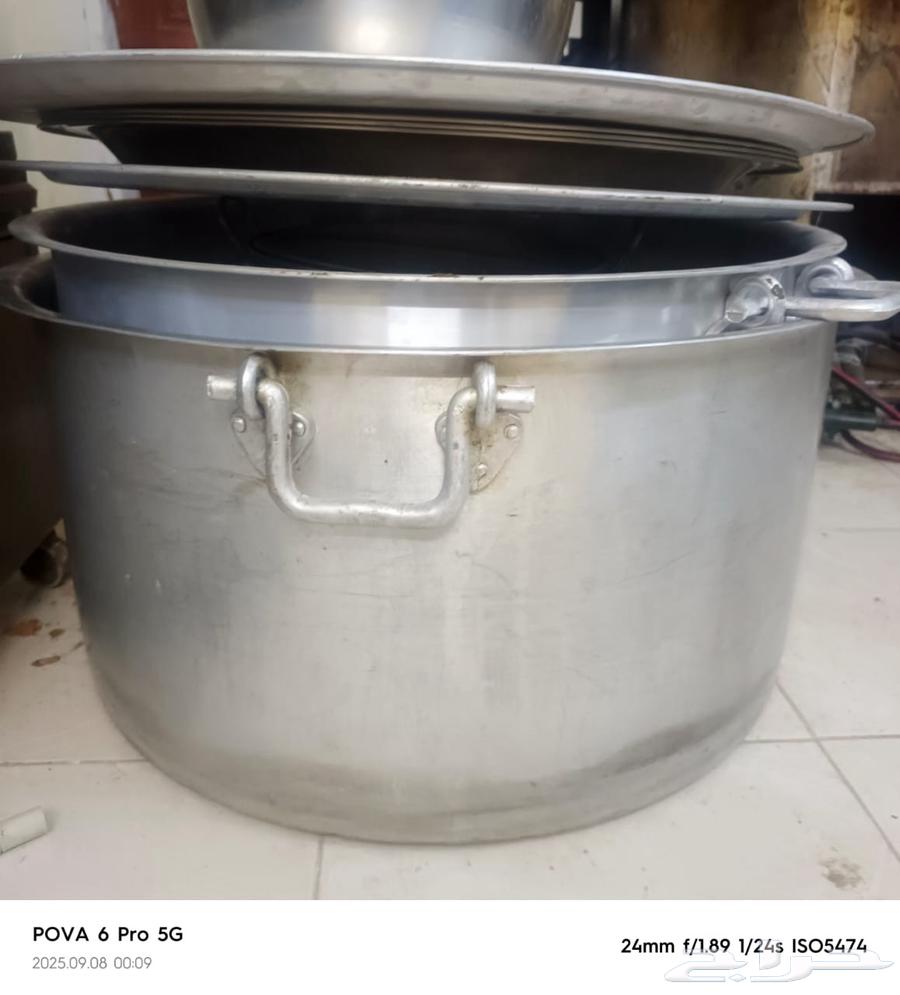 عندي اغرض للبيع الذي يناسبه شي يكلمني64450050200450110