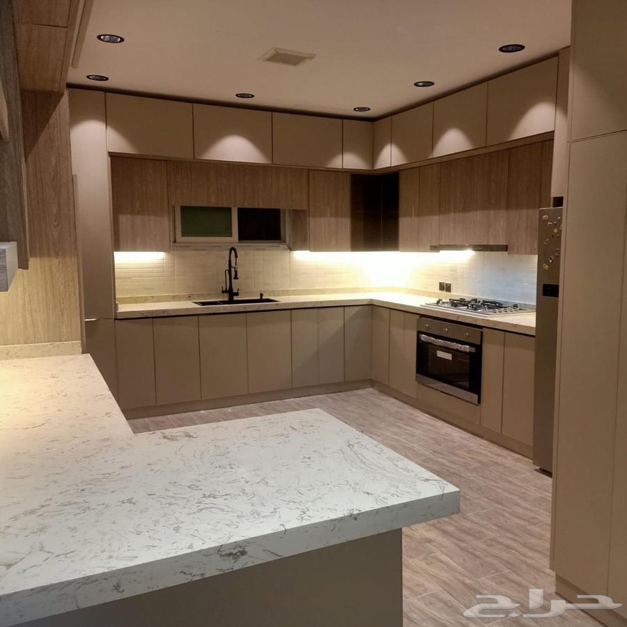 مطبخ صاج قطاع خاص ثلاث أدوار درفه مودرن لون خشابي مع ساده64450651528707110