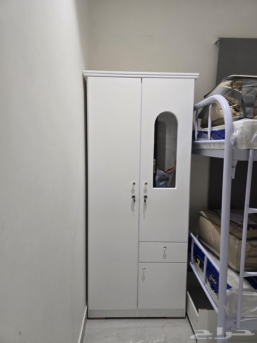 دولاب خشب بابين جديد الون ابيض64452103392643112