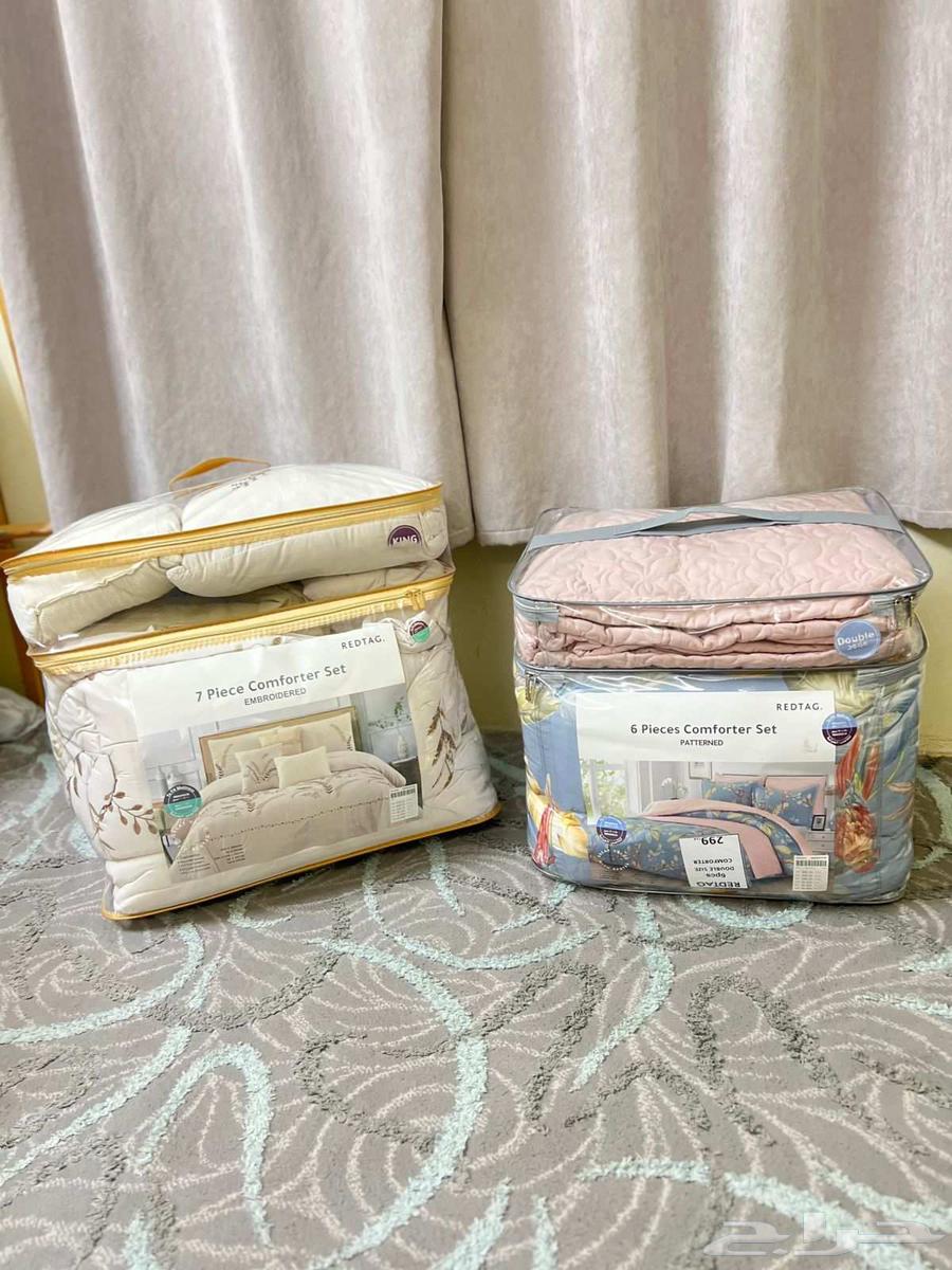 Double and single bed sheets. Red tag never opened64455907671169112