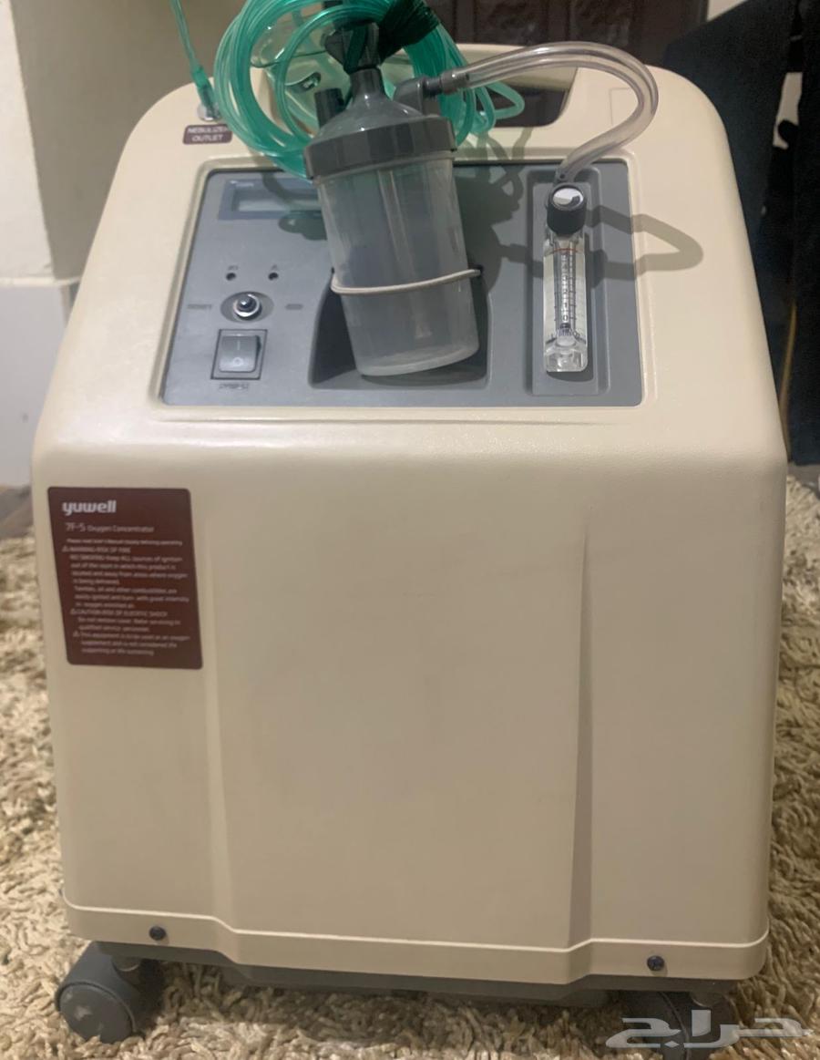 An oxygen generator is a device that increases the concentration of oxygen gas64452779904770112