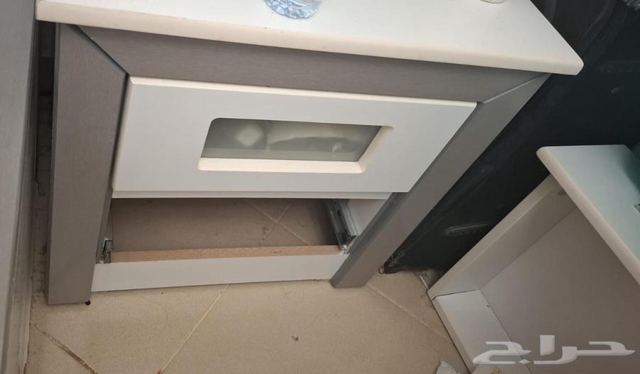 غرفة نوم مستعملة نظيفة للبيع شبه جديدة64450435343746113