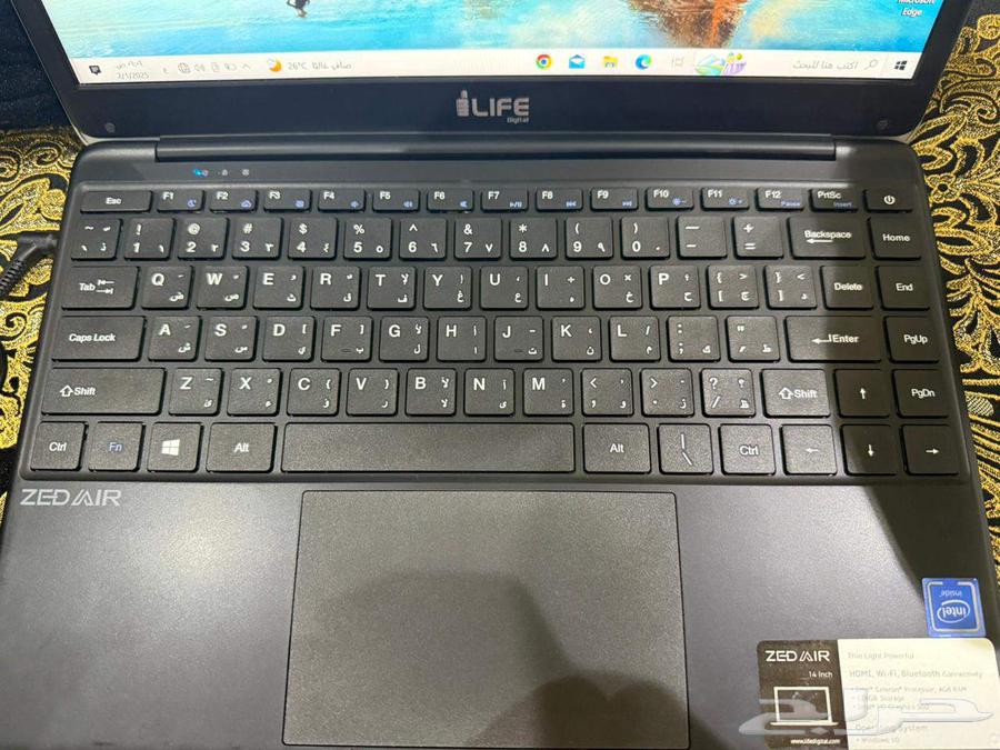 Laptop with its box and keyboard, brother's new one, almost unused64450158648707113