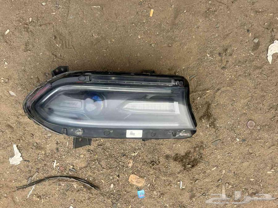 شمعه دوج تشارجر اصلي وكاله. 2015الى 202164452684992643110