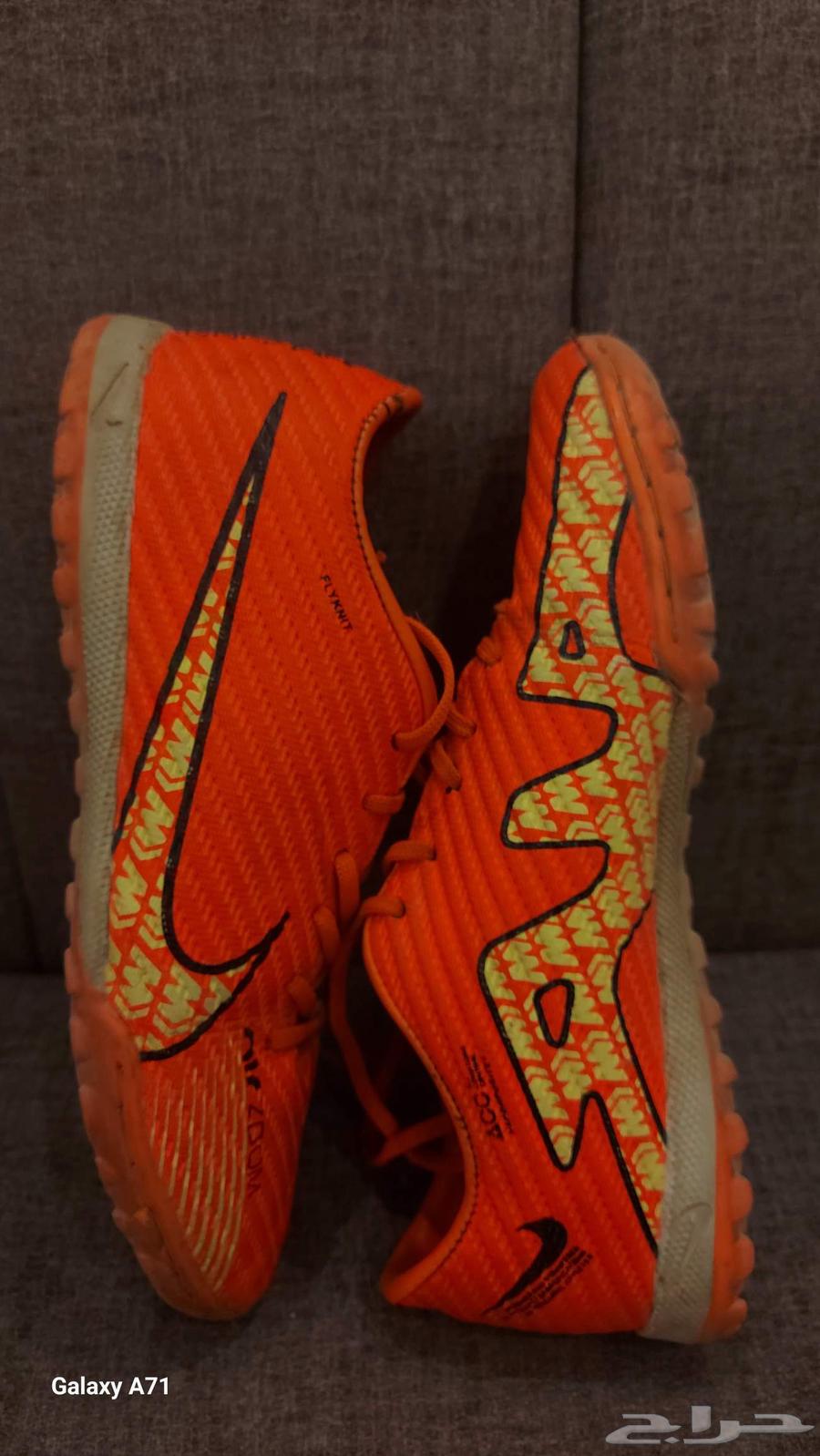 حذاء كرة قدم نايك شبه جديدي مقاس(38)64455400267905111