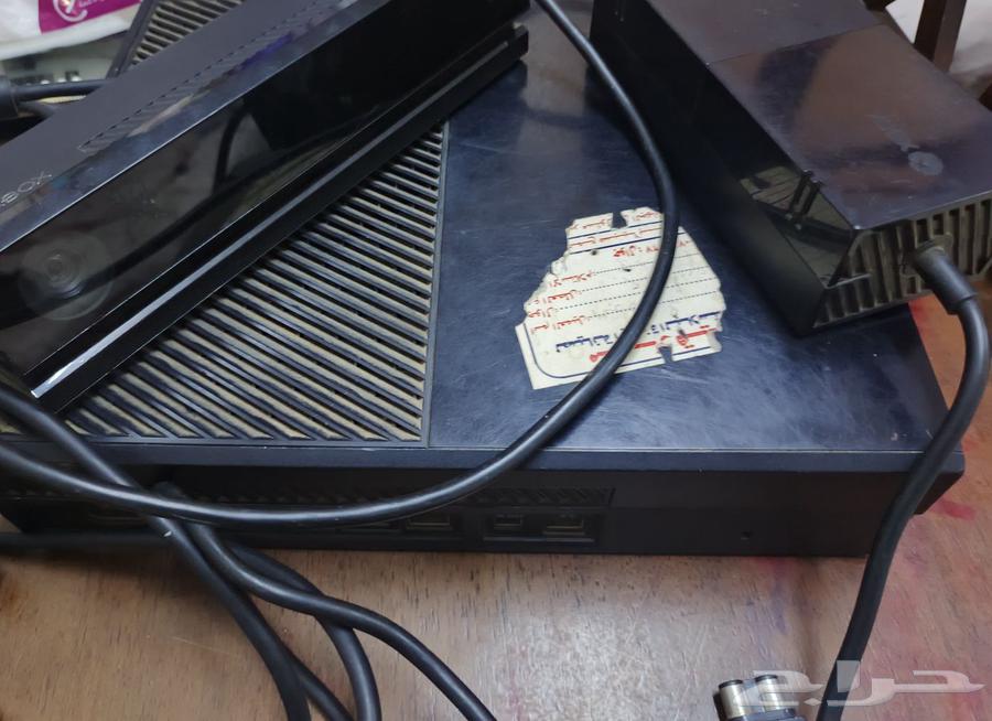 Xbox One without controller or box with charger and camera used low64453147714305113