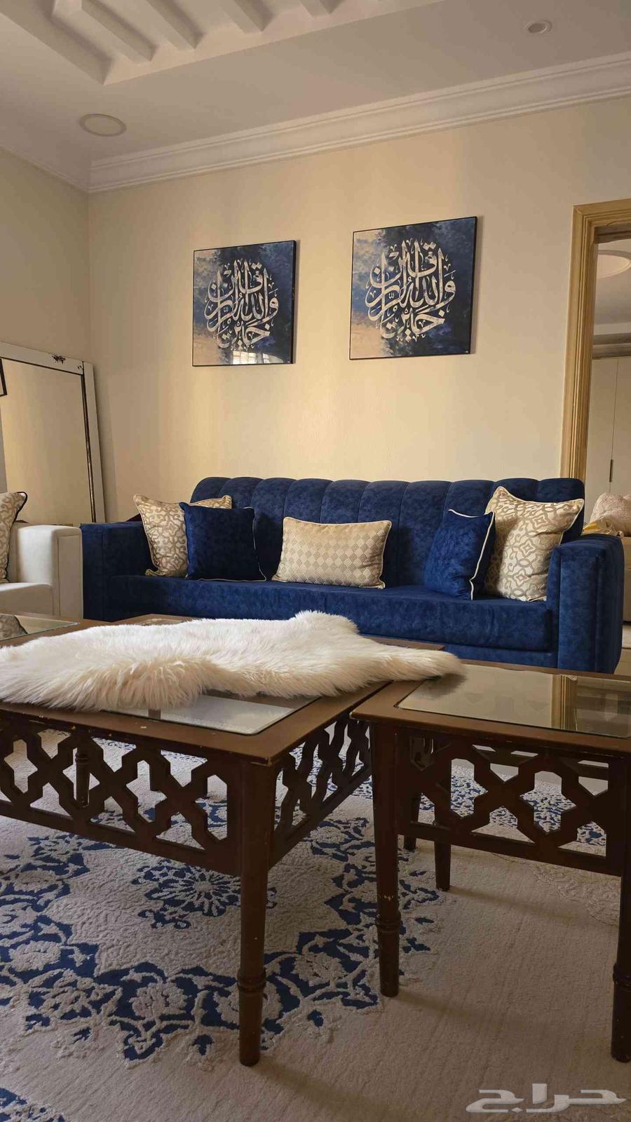 2 large sofas in excellent condition and 3 tables64450988394371112