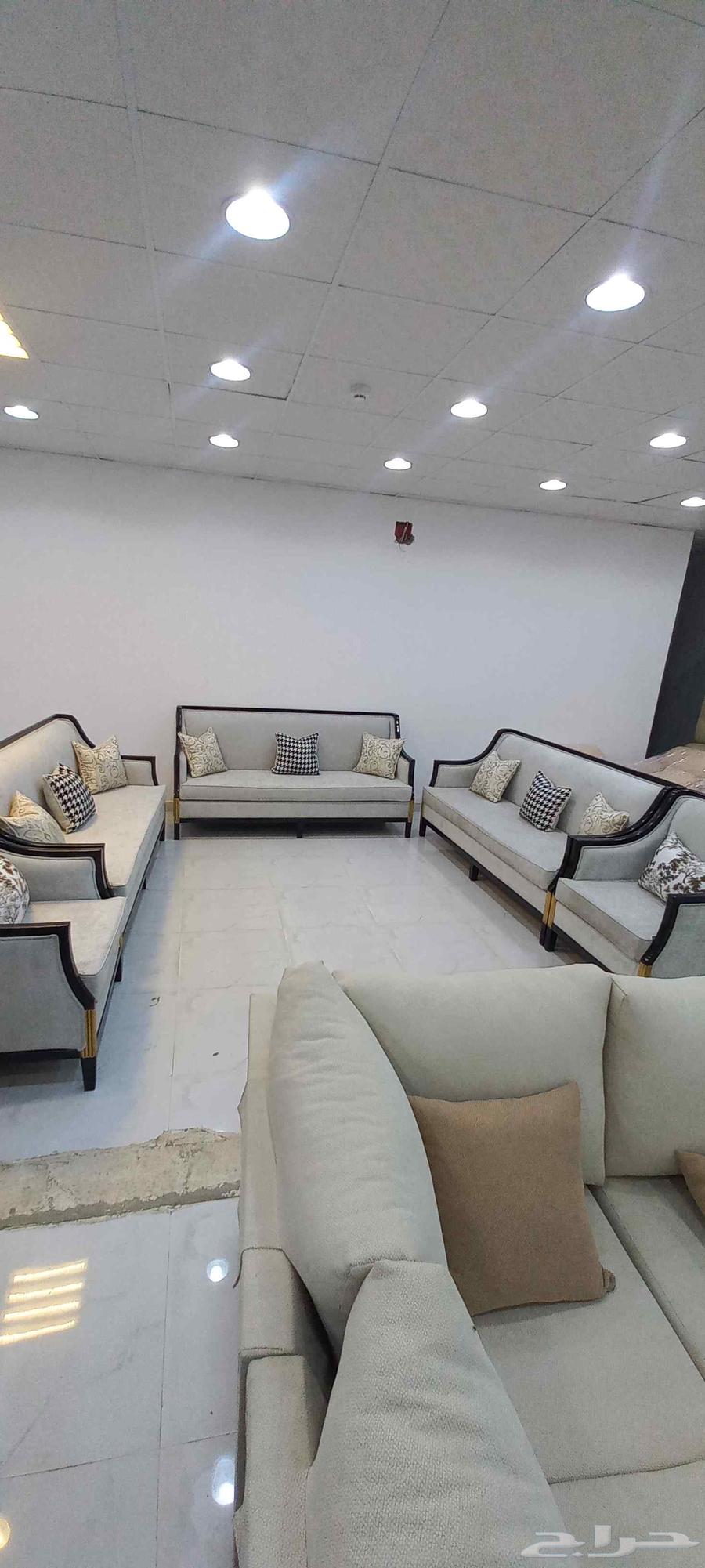New classic sofa for 11 people for 2000, including delivery within Riyadh64455963599107113