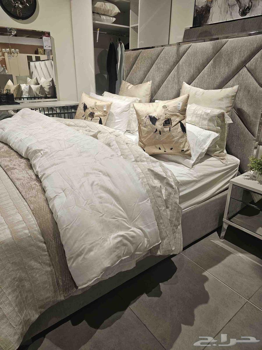 الحق العرض طقم غرفة نوم كينج فااخر بدون دولاب جديد هوم سنتر64451284721027110