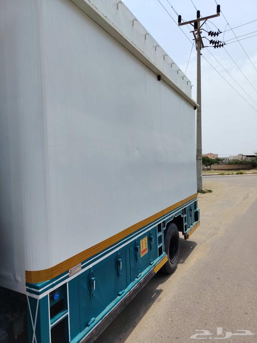 للبيع صناديق نظيف السعر 4الف64452063048579110