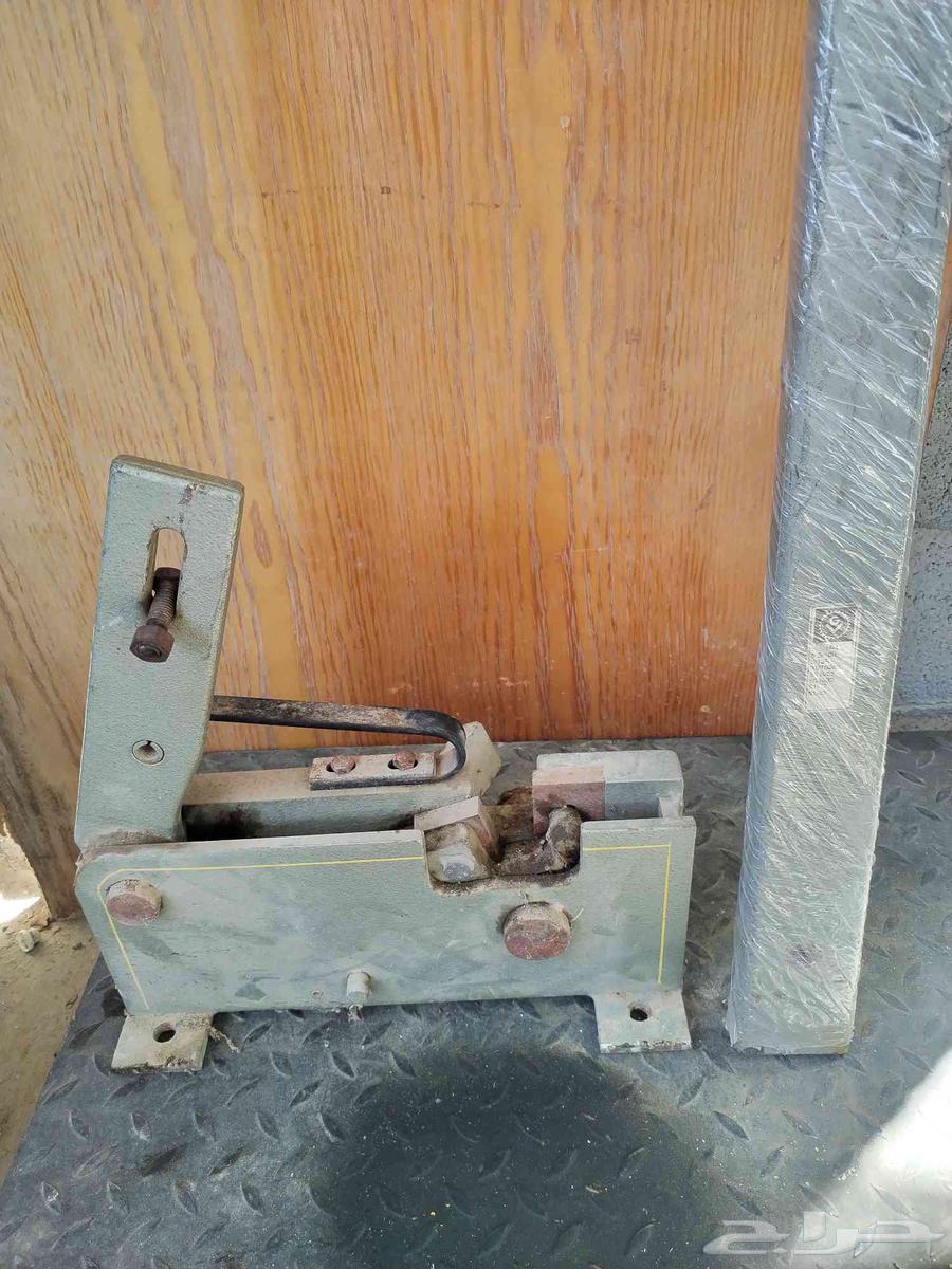 German iron scissors size 28, new with handle, price 130064452252522754112