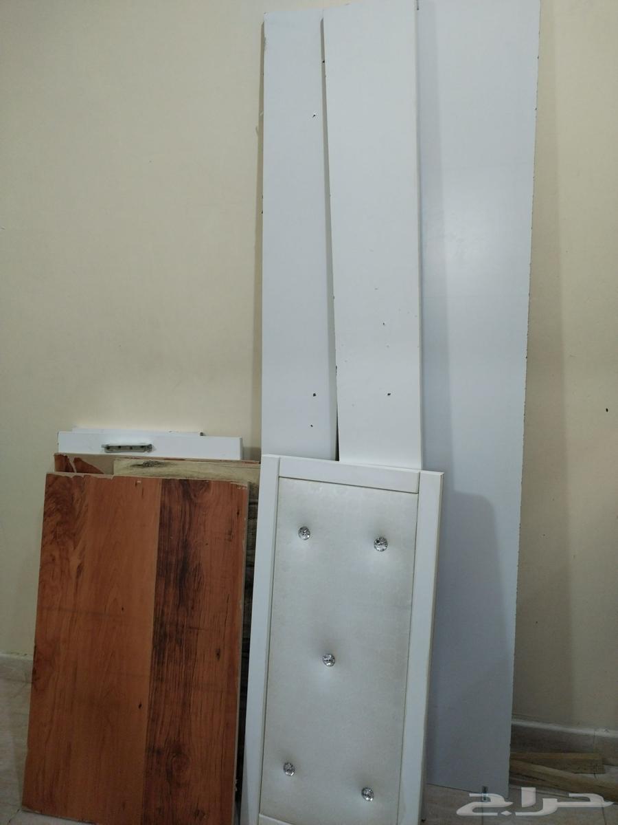 سرير خشب نفر نضيفه جدا للبيع64453627842433110