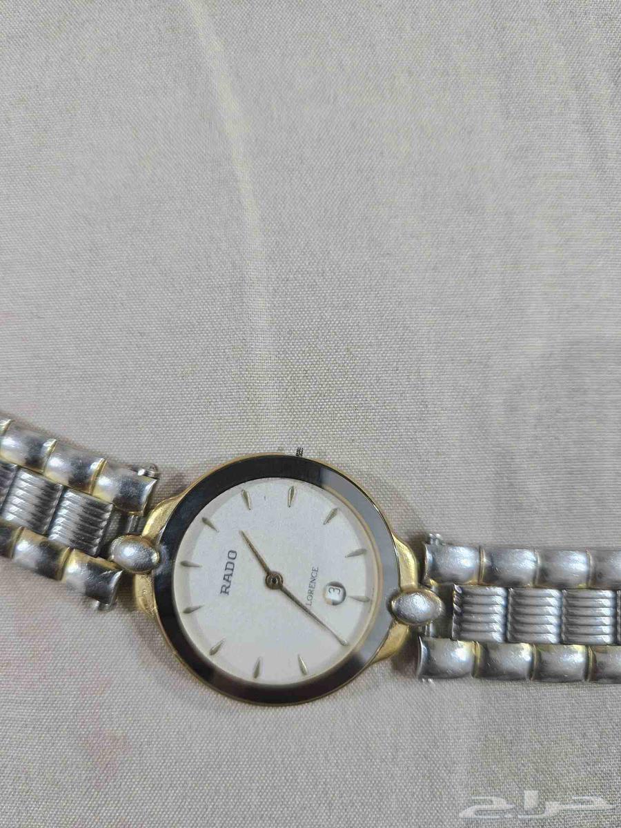 Old Rado watch not working, needs maintenance and the strap is replaced64456886203394111