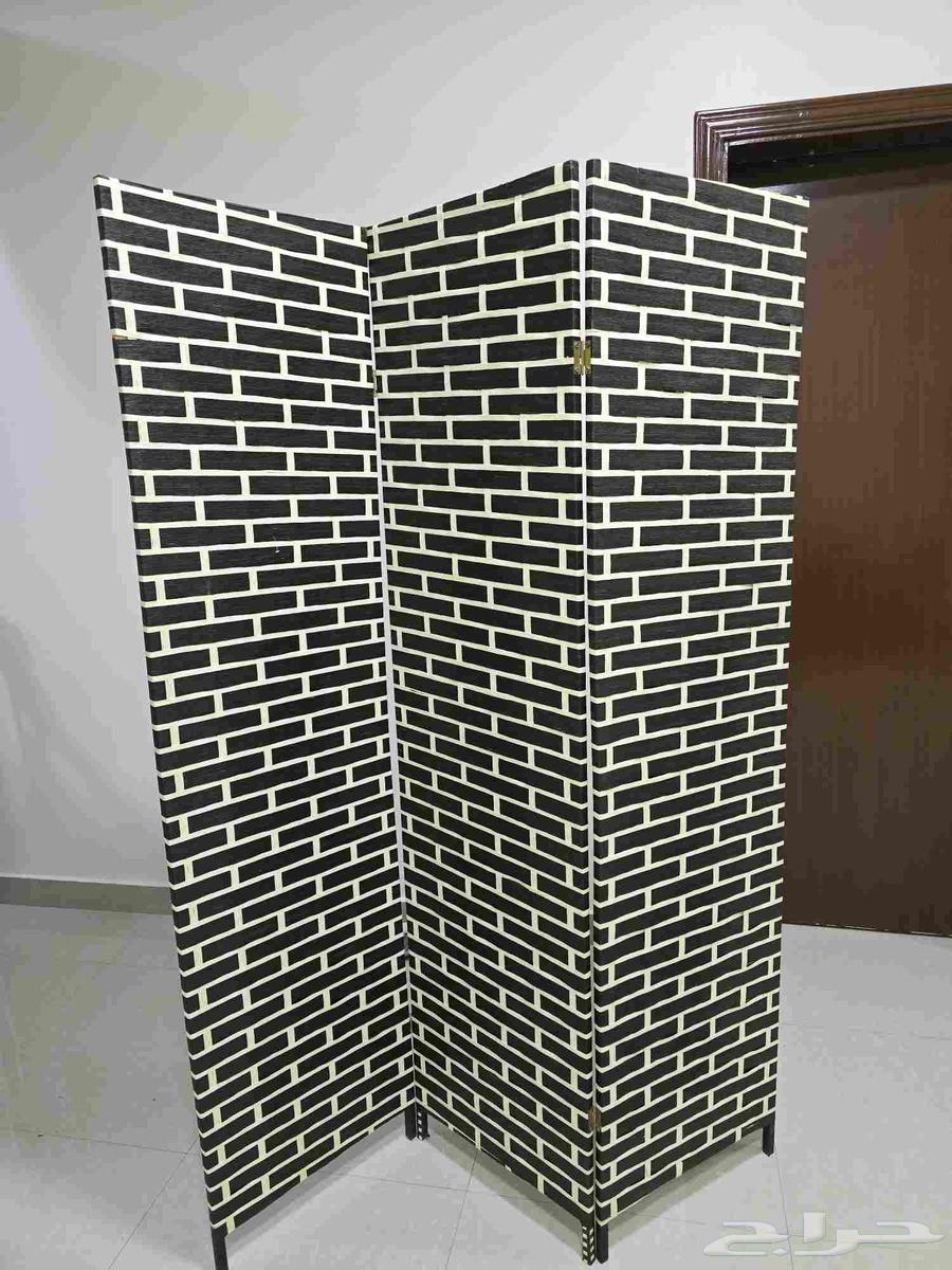 Swing with light use and partition barrier64449783579395111