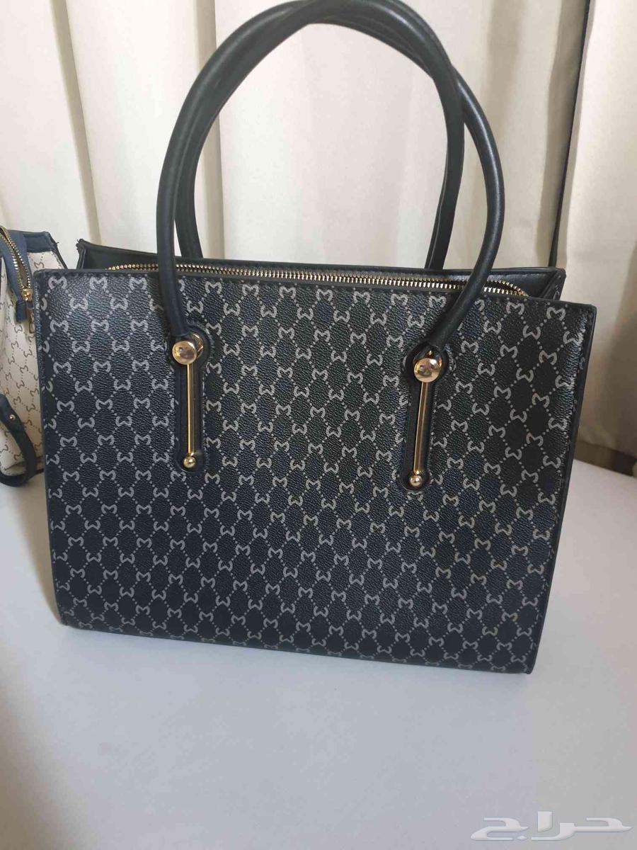 شنط من ميلانو استعمال بسيط جدا64453311756289112