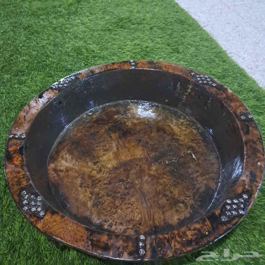 An old Western page, large and clean, for sale to the highest bidder..64455140388353111