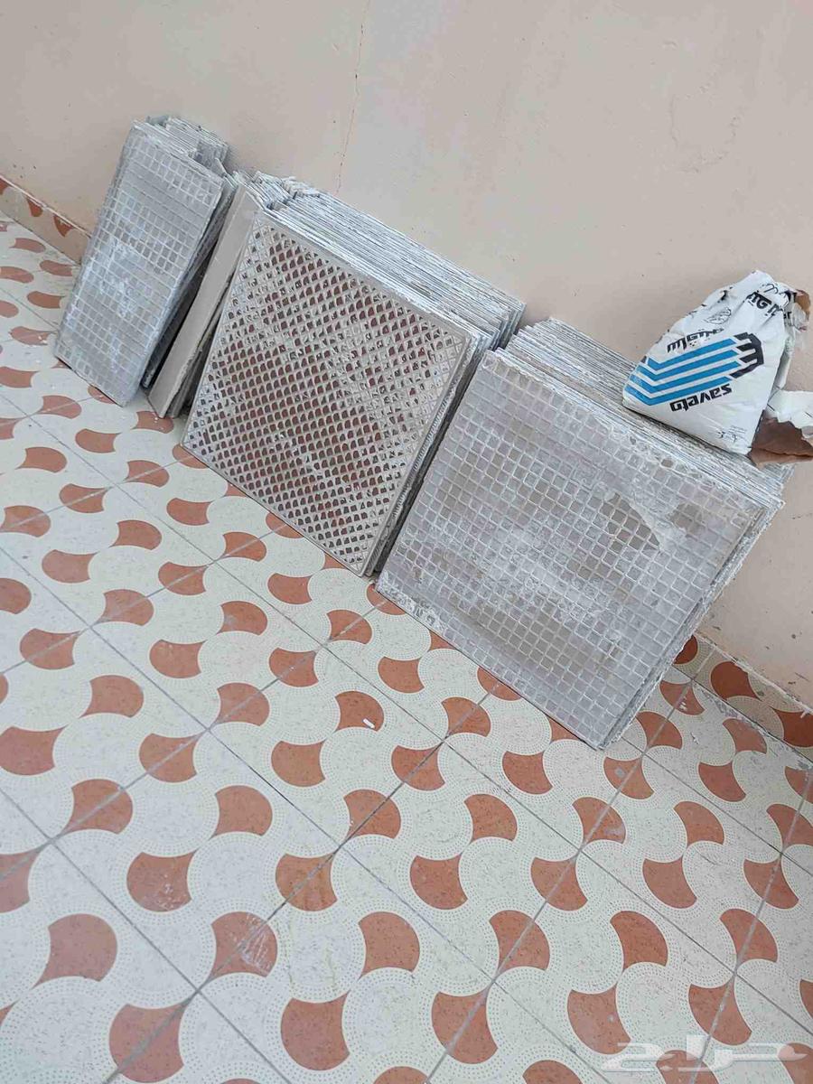 البيع سراميك مستعمل ومغسلة نظيفه64454729252610110